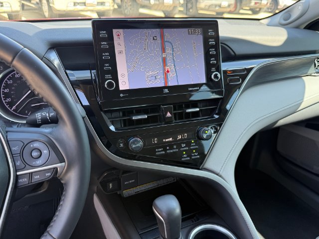 Used 2021 Toyota Camry XLE w/ Navigation Upgrade Package FWD image 19