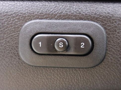 Used 2018 Jeep Grand Cherokee Limited image 27