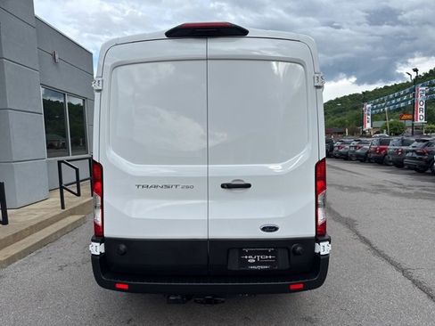New 2025 Ford Transit 250 148 Medium Roof w/ Load Area Protection Package image 4