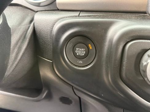 Used 2020 Jeep Wrangler Unlimited Sport S AWD/4WD image 15