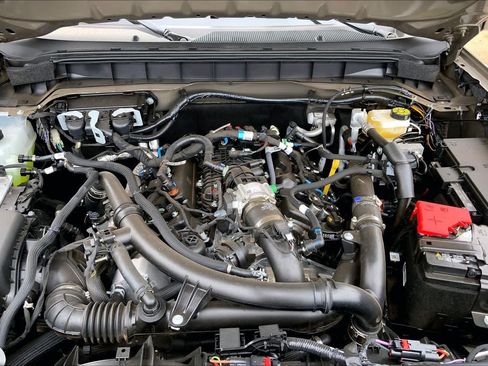 New 2026 Ford Bronco Outer Banks AWD/4WD image 16