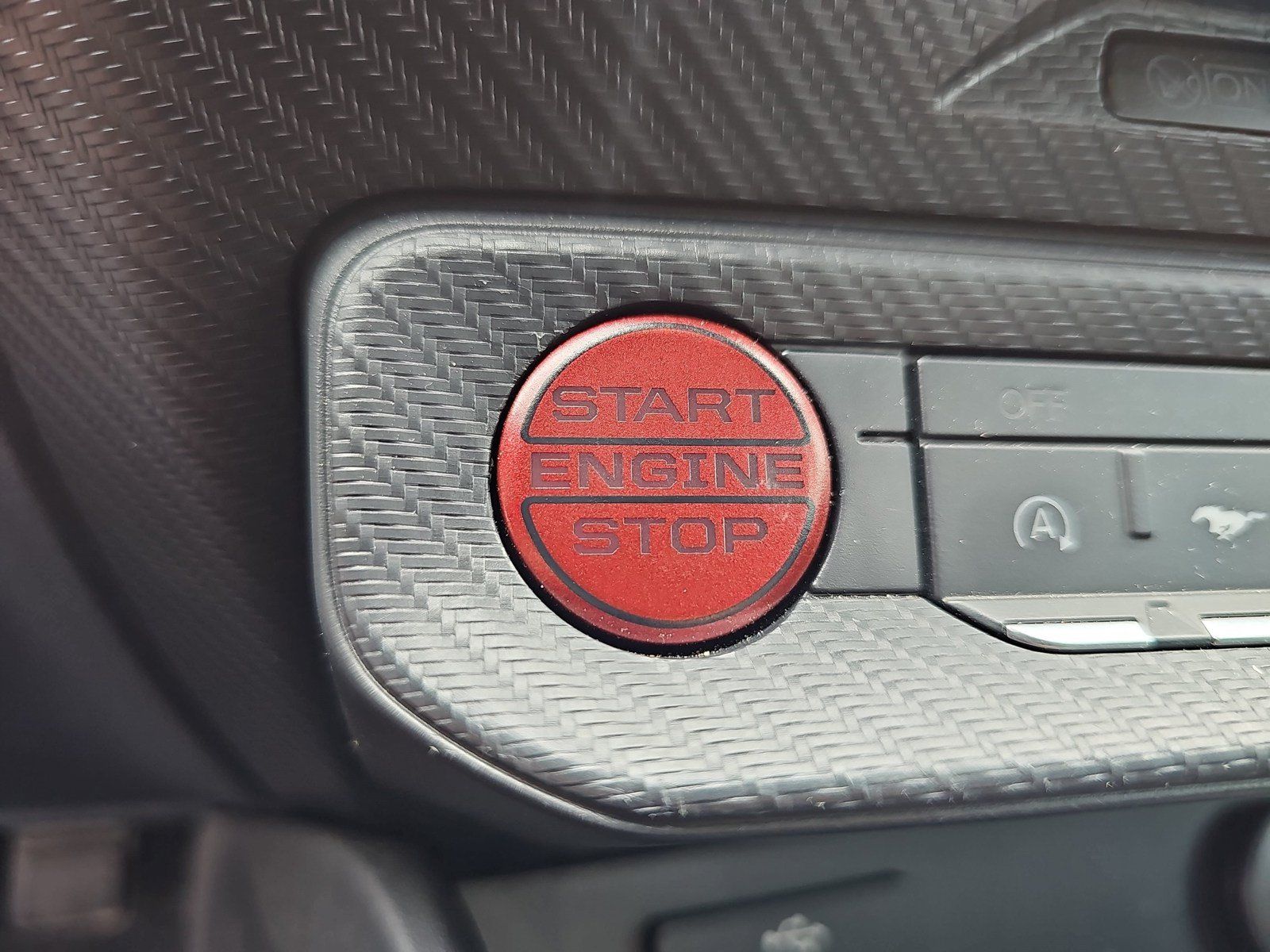 Used 2025 Ford Mustang GT RWD image 27