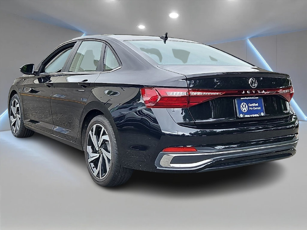 Certified 2026 Volkswagen Jetta SEL FWD image 7