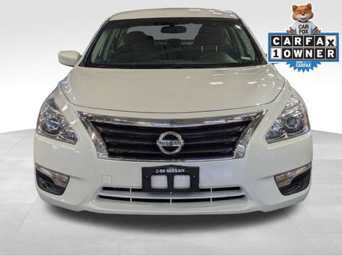 Used 2014 Nissan Altima 2.5 SV image 3