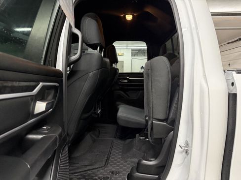 Used 2021 RAM 1500 Big Horn image 17