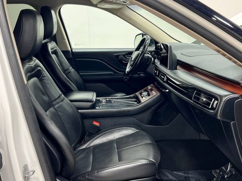 Used 2022 Lincoln Aviator Reserve w/ Equipment Group 201A AWD/4WD image 37