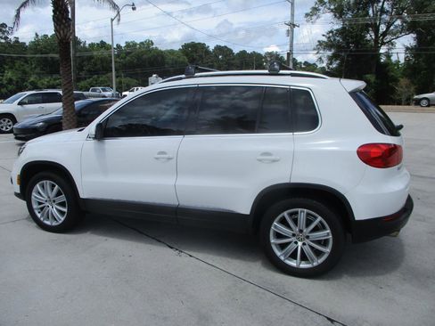 Used 2012 Volkswagen Tiguan S FWD image 25