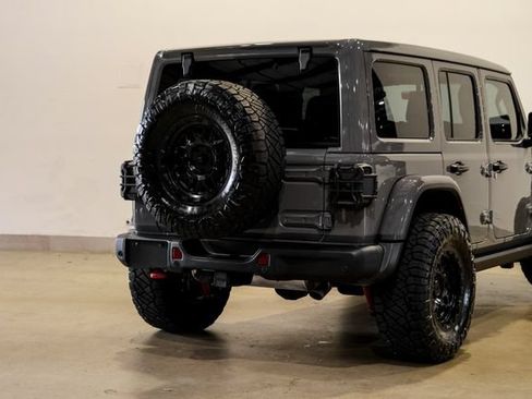 Used 2021 Jeep Wrangler Unlimited Rubicon AWD/4WD image 32