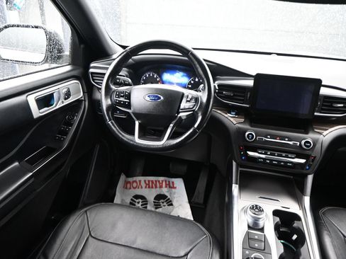 Used 2020 Ford Explorer Limited AWD/4WD image 14