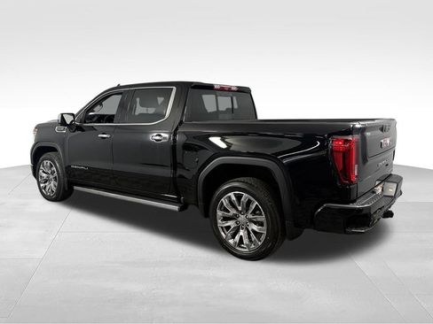 Used 2024 GMC Sierra 1500 Denali AWD/4WD image 9
