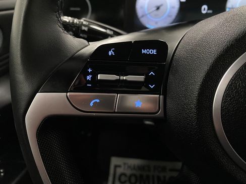 Certified 2025 Hyundai Elantra SEL image 15