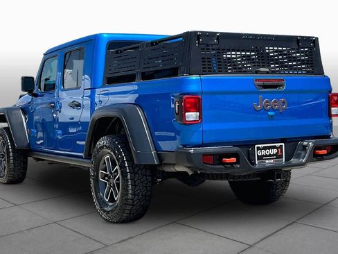 Used 2023 Jeep Gladiator Mojave w/ Cold Weather Group AWD/4WD image 11