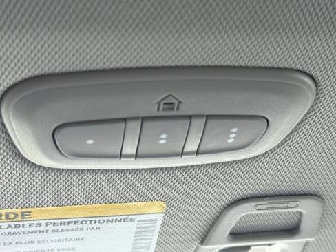 Used 2023 Jeep Grand Cherokee Limited w/ Black Appearance Package image 30