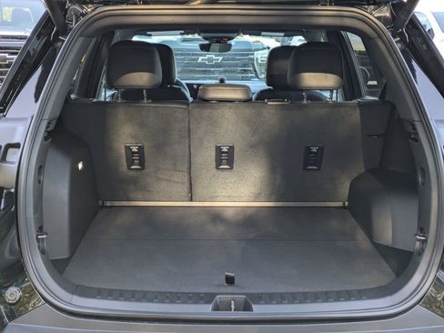 New 2026 Chevrolet Equinox LT w/ Convenience Package II image 13