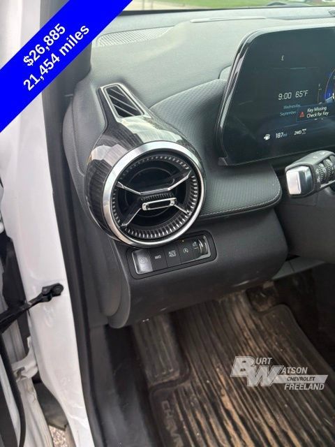Used 2025 Chevrolet Equinox LT w/ Convenience Package II AWD/4WD image 13