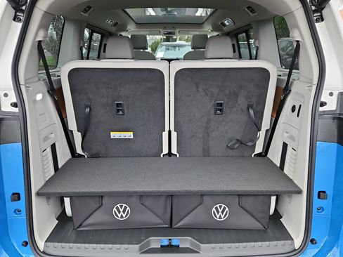 New 2025 Volkswagen ID. Buzz Pro S Plus AWD/4WD image 26
