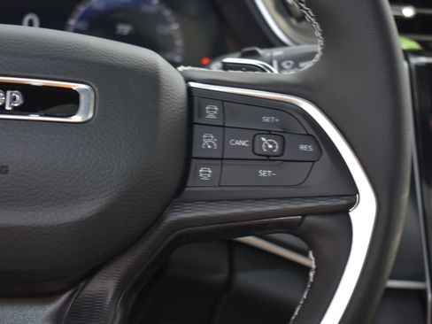 New 2026 Jeep Grand Cherokee Laredo X RWD image 14
