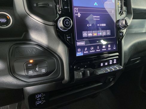 New 2026 RAM 2500 Tradesman AWD/4WD image 26