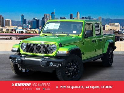 New 2025 Jeep Gladiator Sport