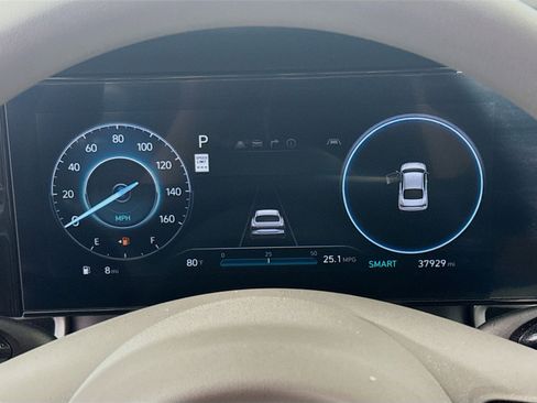 Used 2024 Hyundai Elantra SEL FWD image 16