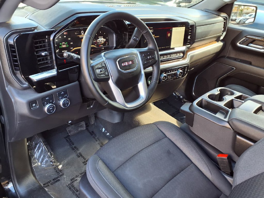 Used 2024 GMC Sierra 1500 Elevation AWD/4WD image 4