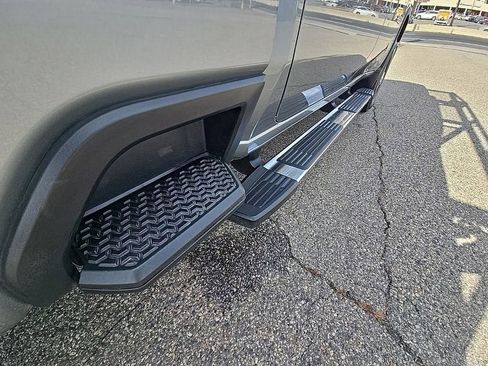 Used 2024 Chevrolet Silverado 2500 LT w/ Convenience Package image 67