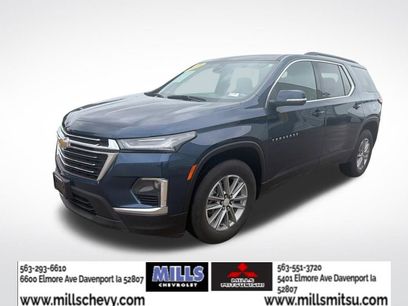 Used 2023 Chevrolet Traverse LT