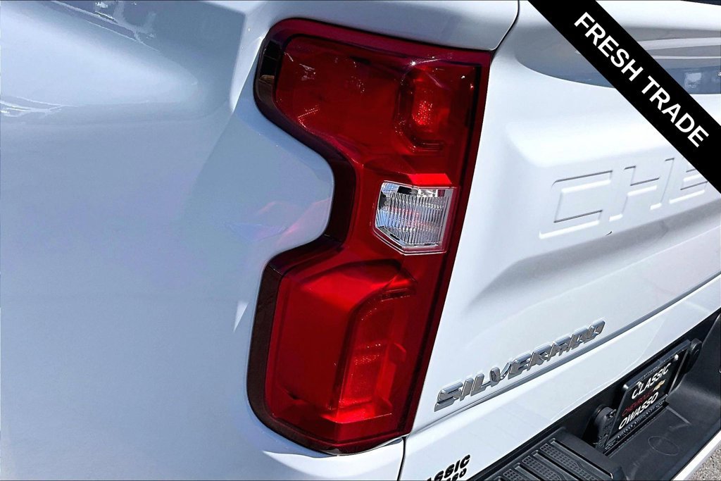Used 2024 Chevrolet Silverado 1500 RST w/ Convenience Package II AWD/4WD image 23