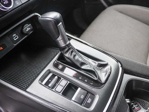 Used 2024 Honda CR-V LX image 19