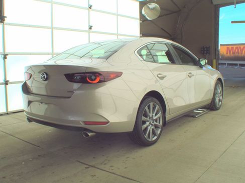 Used 2025 MAZDA MAZDA3 s FWD image 6