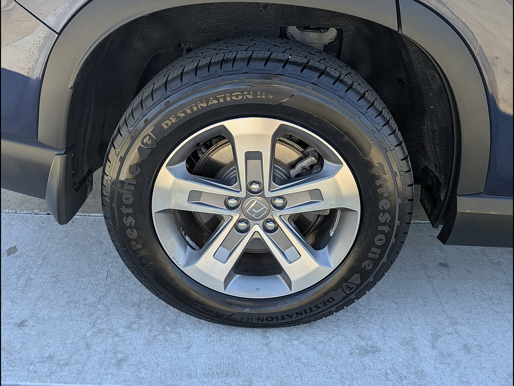 Used 2025 Honda Pilot EX-L image 16