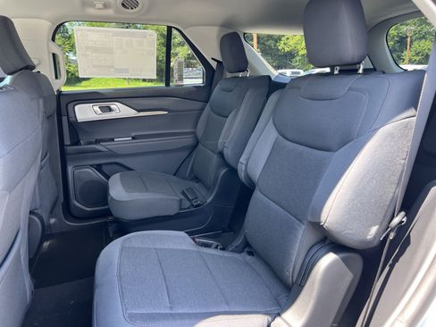 New 2026 Ford Explorer Active AWD/4WD image 24