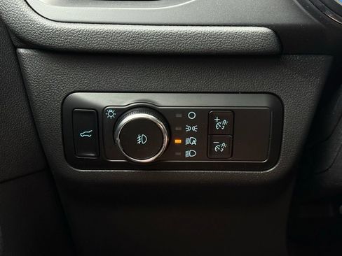 Used 2023 Ford Escape Platinum AWD/4WD image 28