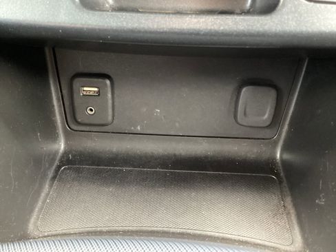 Used 2018 Chevrolet Colorado Z71 AWD/4WD image 25