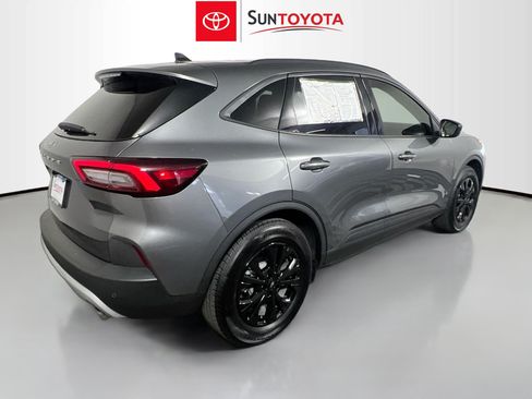 Used 2025 Ford Escape Active w/ Active Premium Tech Pack FWD image 4