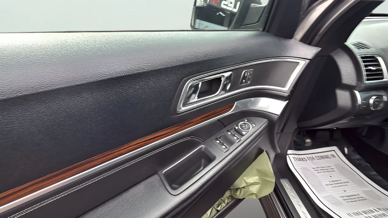 Used 2016 Ford Explorer Limited AWD/4WD image 16