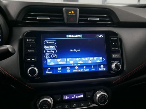 New 2025 Nissan Versa SR w/ Trunk Package image 21