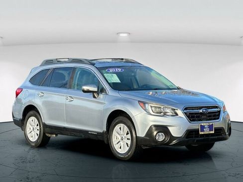 Used 2019 Subaru Outback 2.5i Premium w/ Popular Package #2 image 8