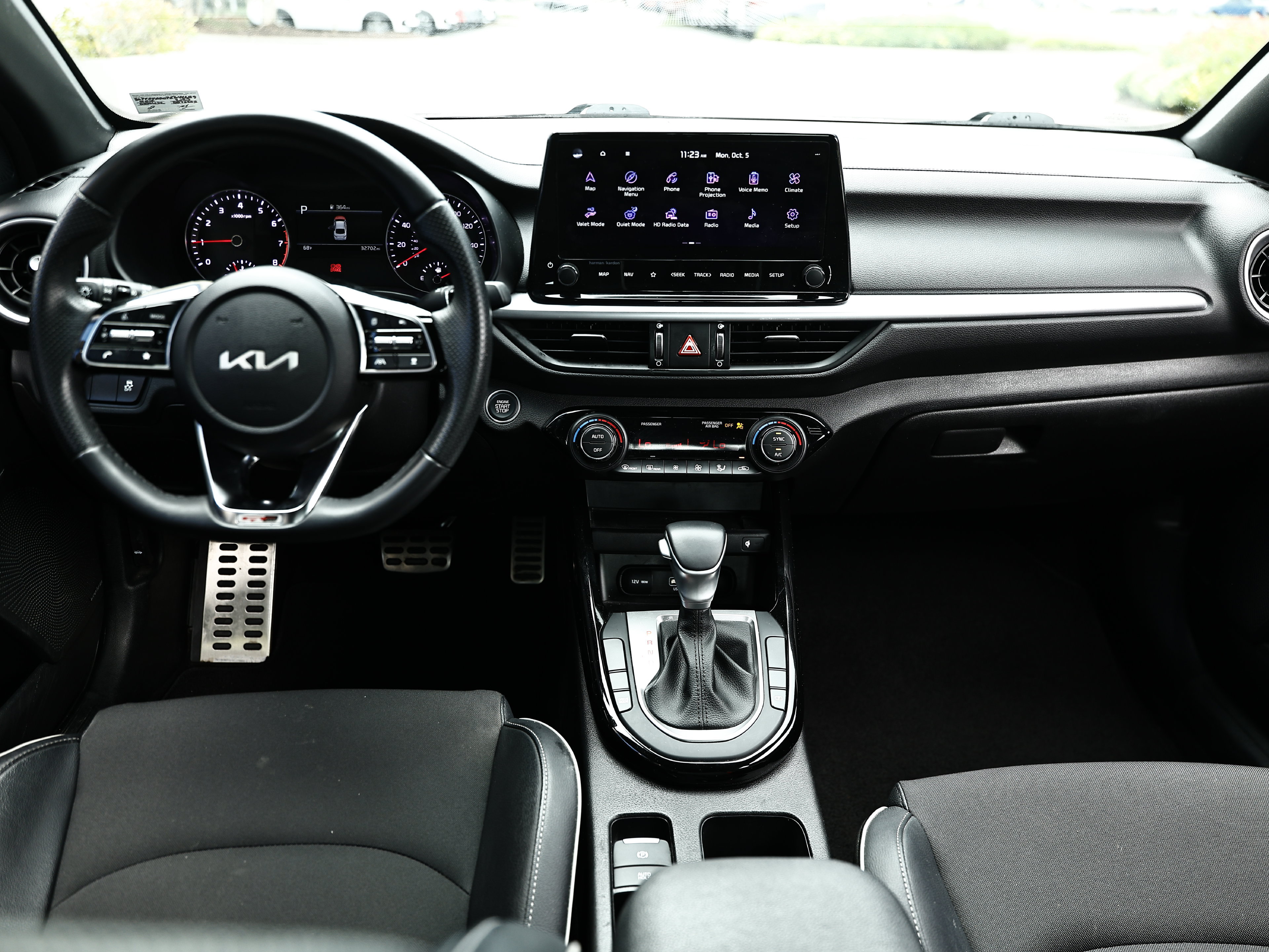 Used 2023 Kia Forte GT-Line w/ GT-Line Premium Package FWD image 26