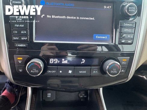 Used 2015 Nissan Altima 2.5 SL w/ Technology Package image 21