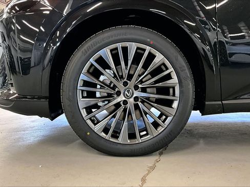 New 2026 Lexus RX 450h AWD image 12