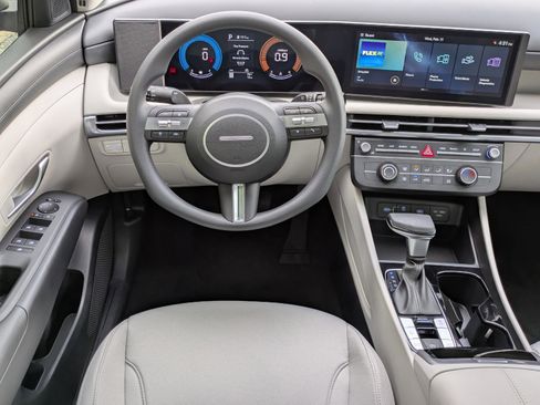 New 2026 Hyundai Tucson SE FWD image 15