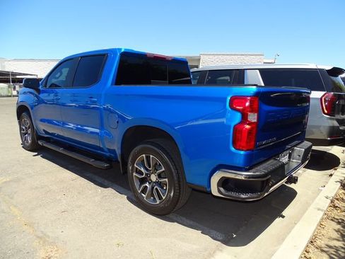 Certified 2022 Chevrolet Silverado 1500 LT w/ Convenience Package II RWD image 2