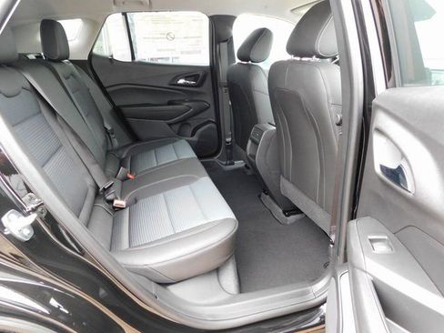 New 2026 Chevrolet Trax LT w/ Driver Confidence Package image 19