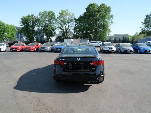 Used 2020 Nissan Altima 2.5 S AWD/4WD image 4
