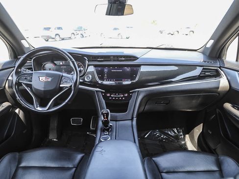 Used 2020 Cadillac XT6 Sport AWD/4WD image 12