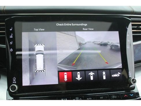 Used 2023 Jeep Grand Wagoneer Series III image 26