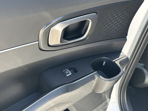 New 2026 Kia Sorento LX FWD image 12