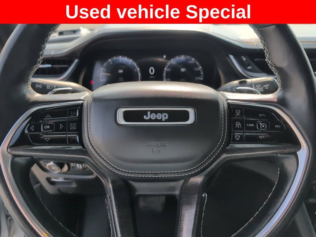 Used 2022 Jeep Grand Cherokee L Overland w/ Luxury Tech Group IV AWD/4WD image 11