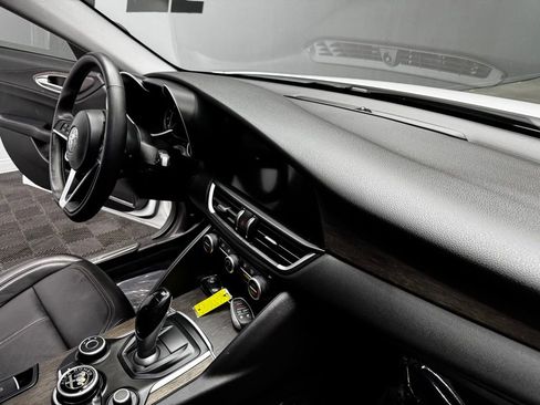 Used 2019 Alfa Romeo Giulia Ti w/ Nero Edizione image 53